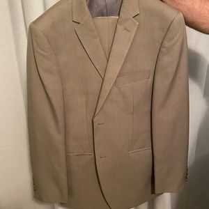 Men’s Suit